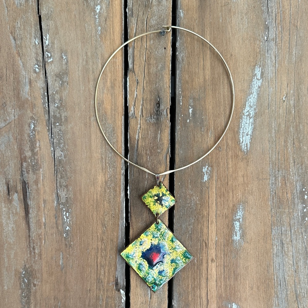 Enamel Artistic Gold and Multicolor Pendant Necklace
